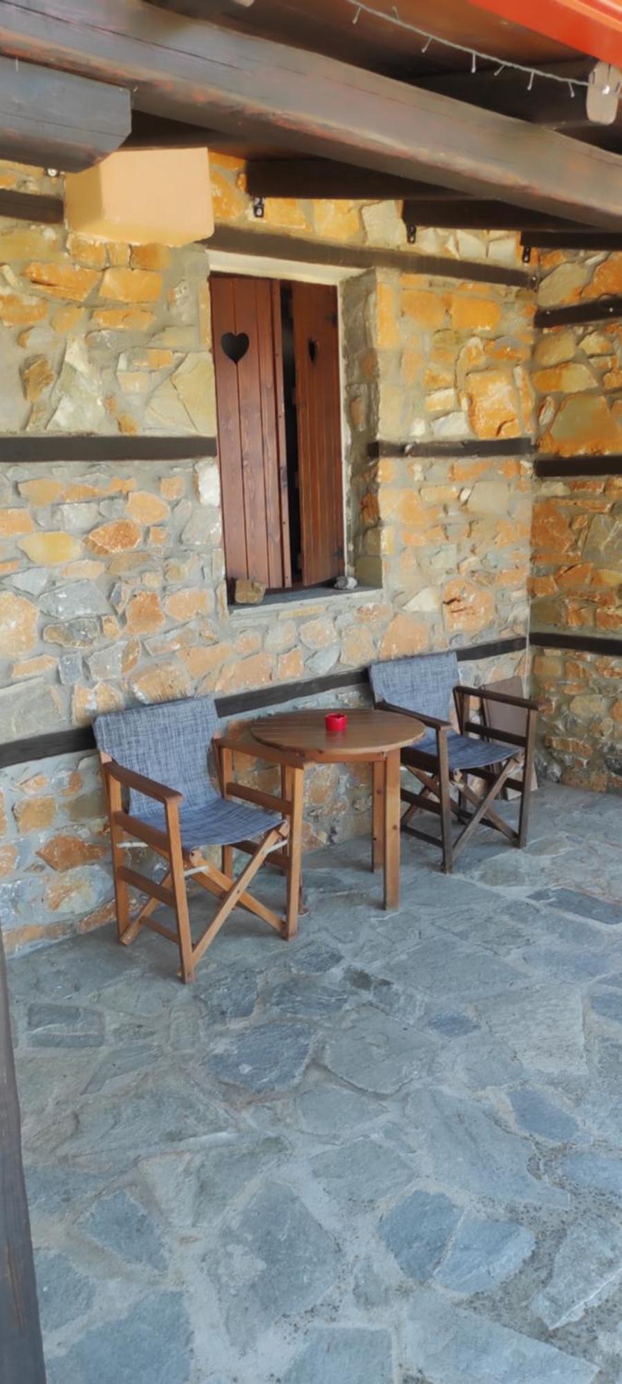 Kastania Gi Apartment Palaios Panteleimonas Bagian luar foto