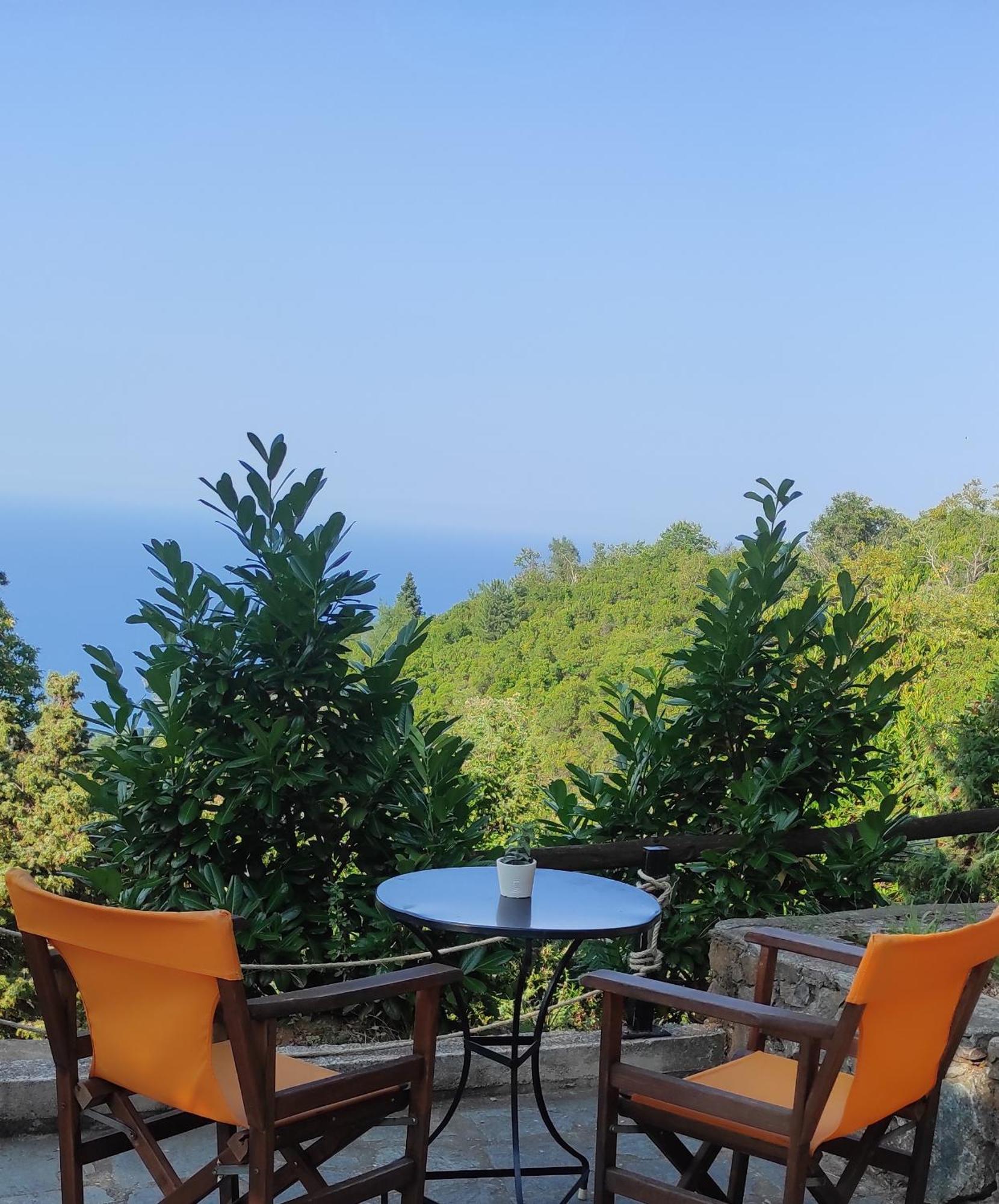 Kastania Gi Apartment Palaios Panteleimonas Bagian luar foto