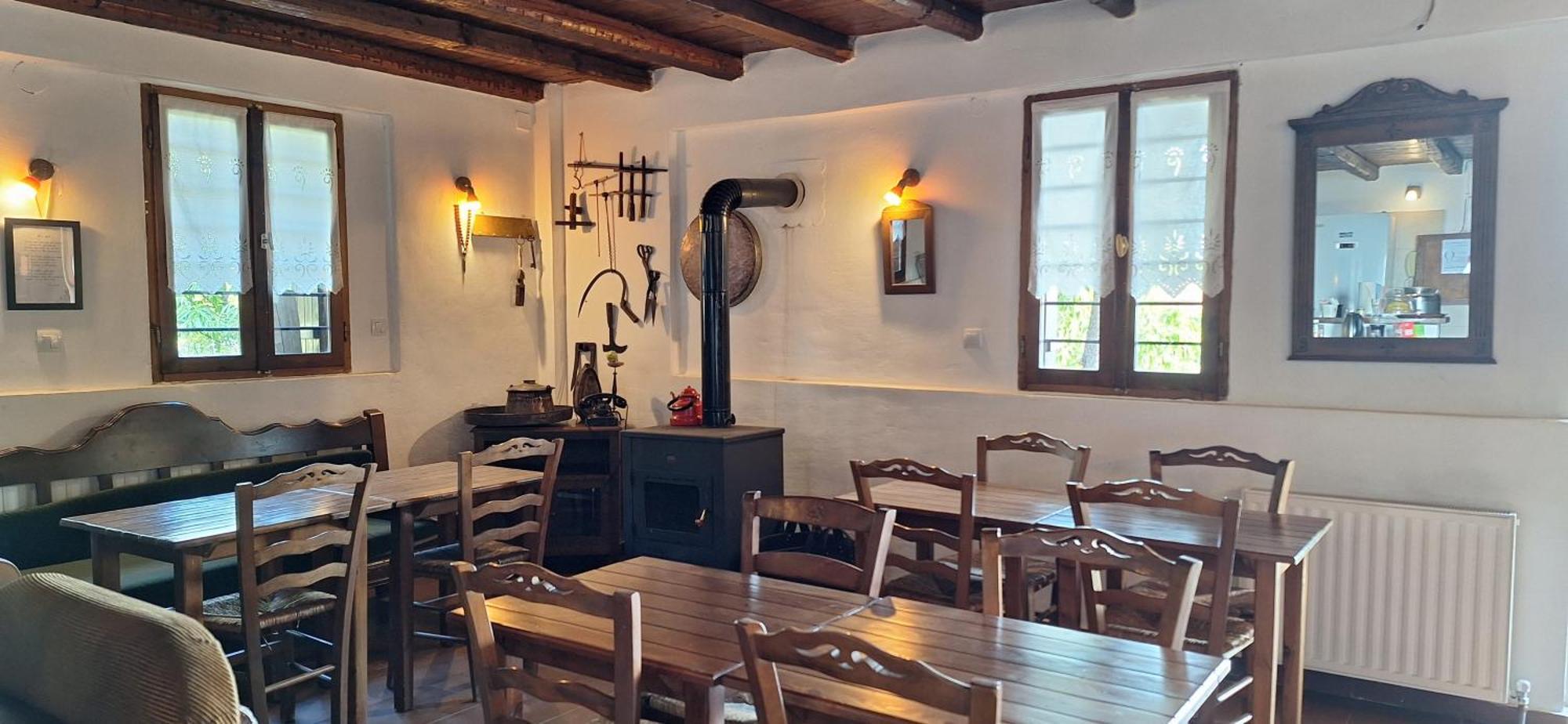 Kastania Gi Apartment Palaios Panteleimonas Bagian luar foto