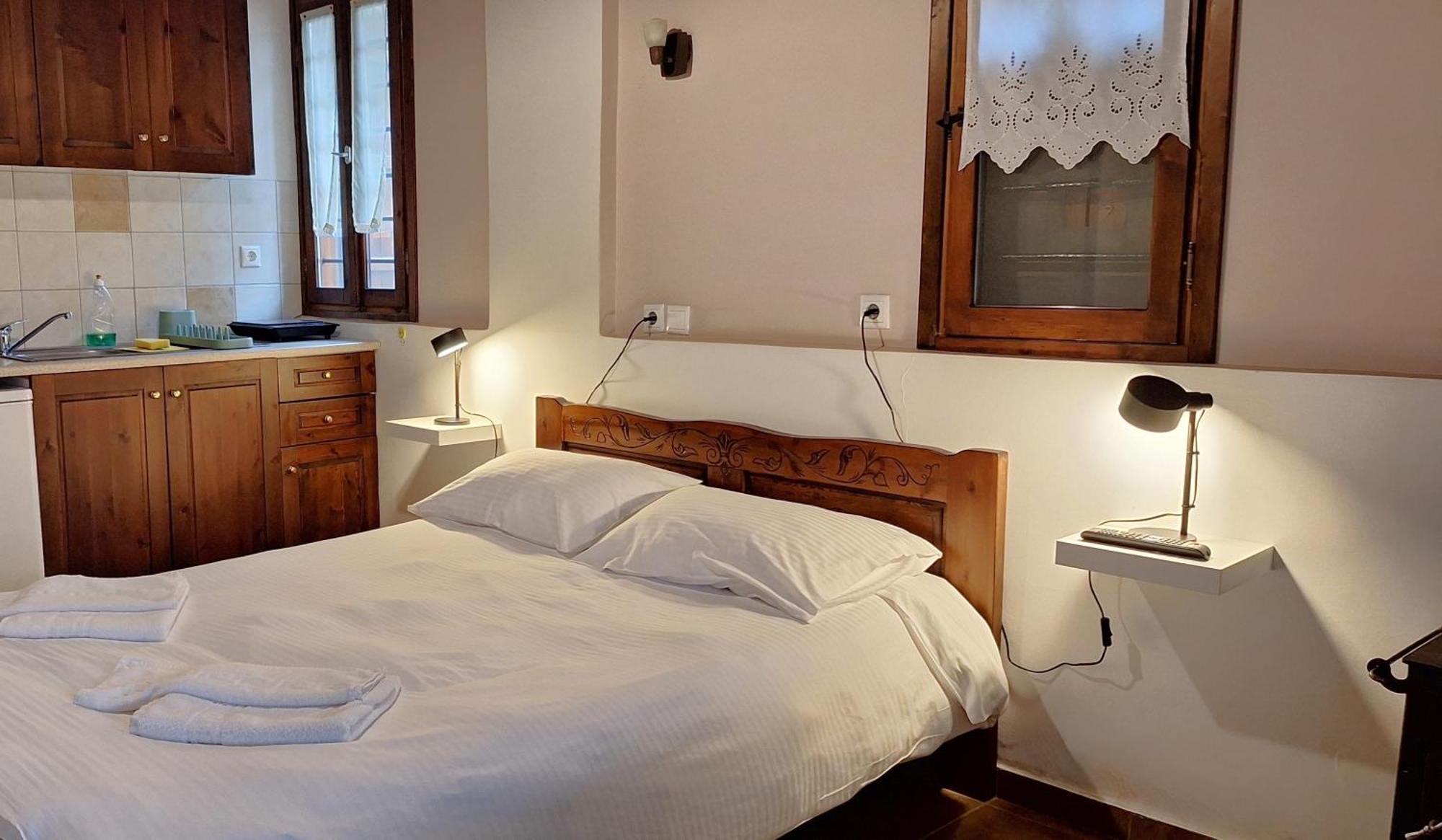 Kastania Gi Apartment Palaios Panteleimonas Bagian luar foto